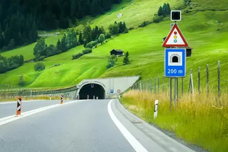 Svájci Autópálya Matrica 2025